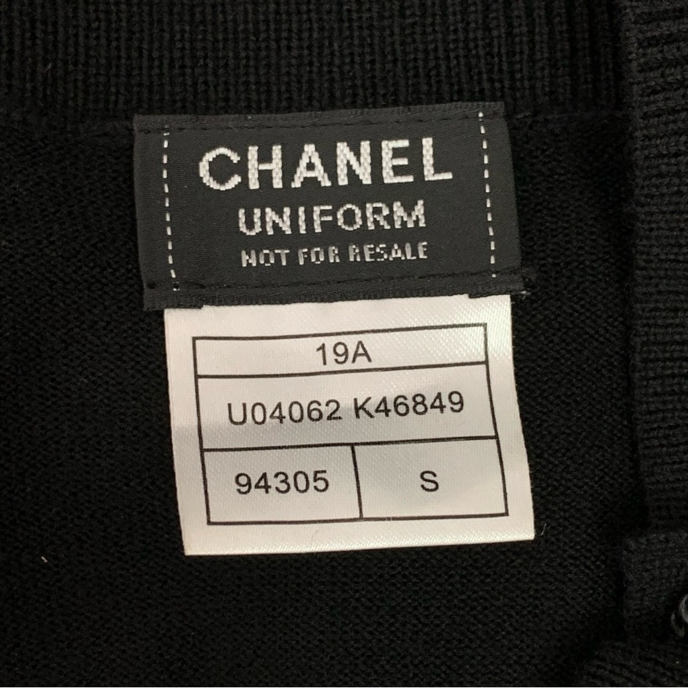 CHANEL Uniform Women's Black Crew Neck Long Sleeve 100% Wool Sweater Size Small - Picture 12 of 13